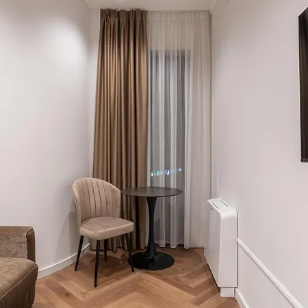 Bulevar 4* موستار