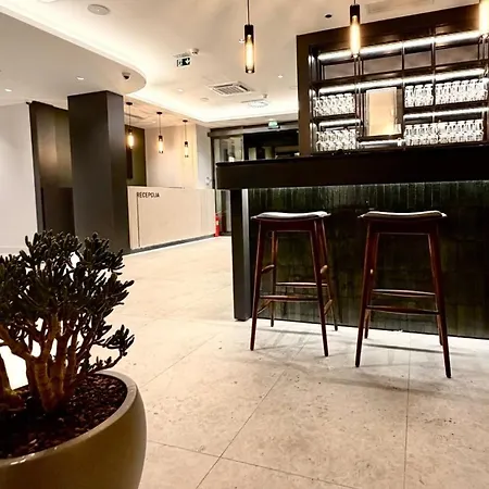 Bulevar 4* モスタル